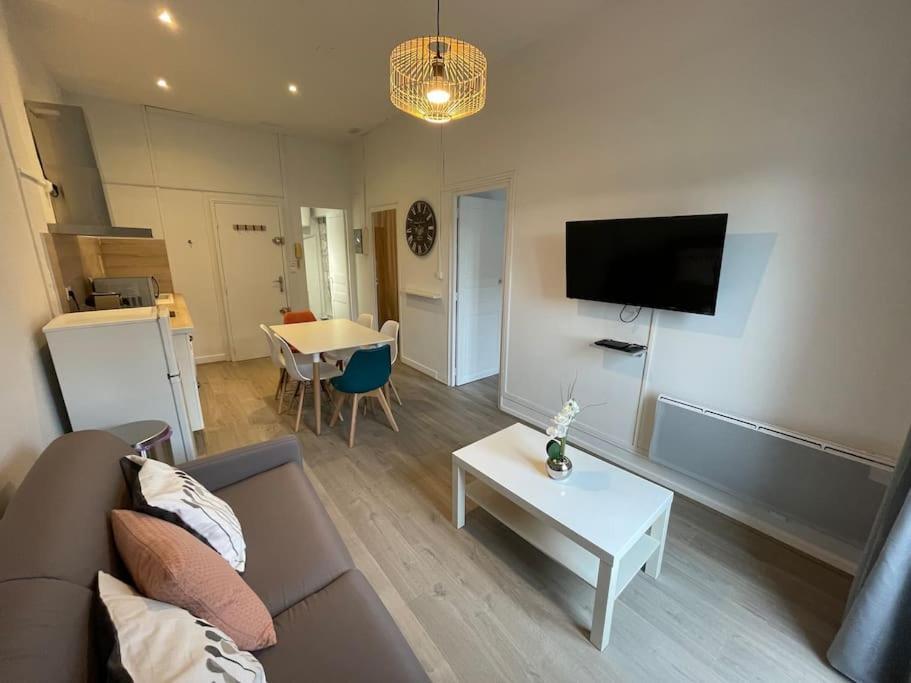 Appartement Cosy T3 Proche Gare Et Polygone à Béziers Extérieur photo